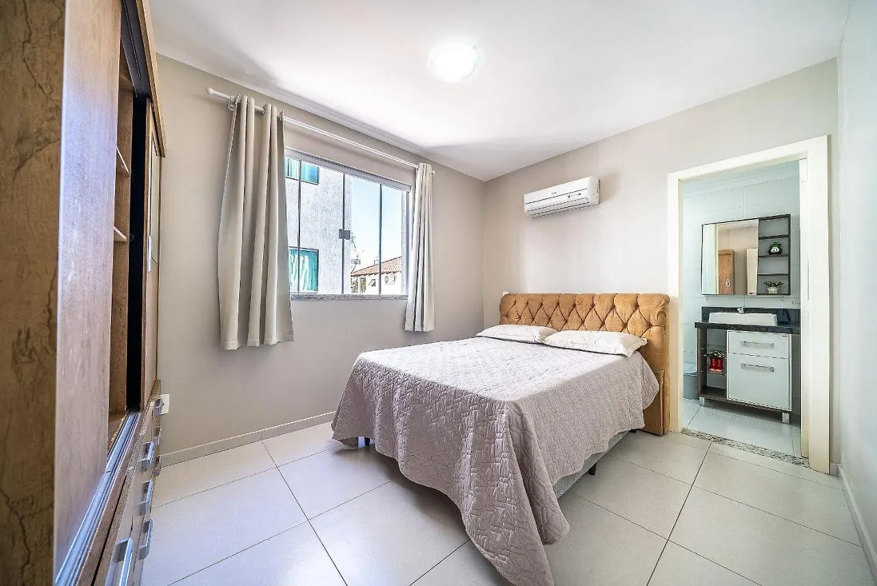 Apartment 052 - Otimo Custo Beneficio 350M Da Praia Bombinhas Brazil